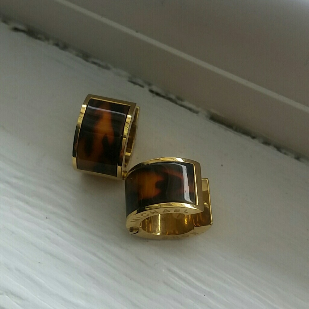 Michael Kors Tortoise mini hoops